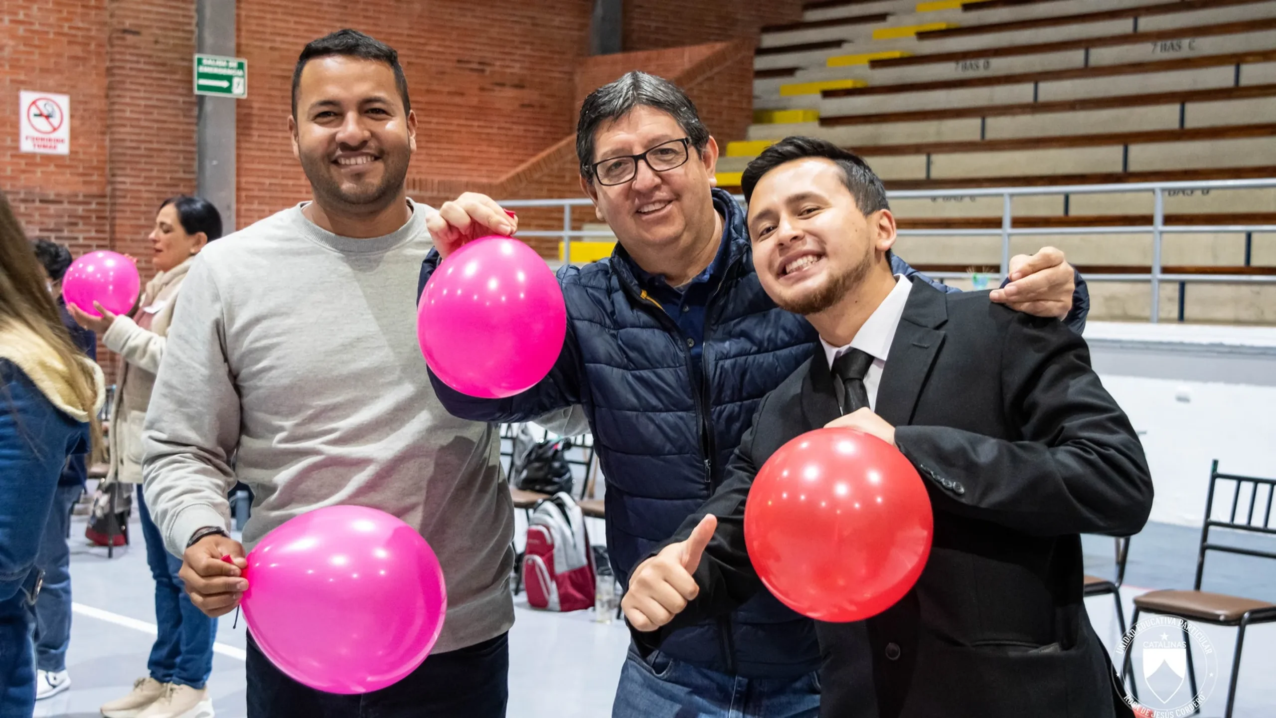 IMG-GALLERY-DOCENTES-1